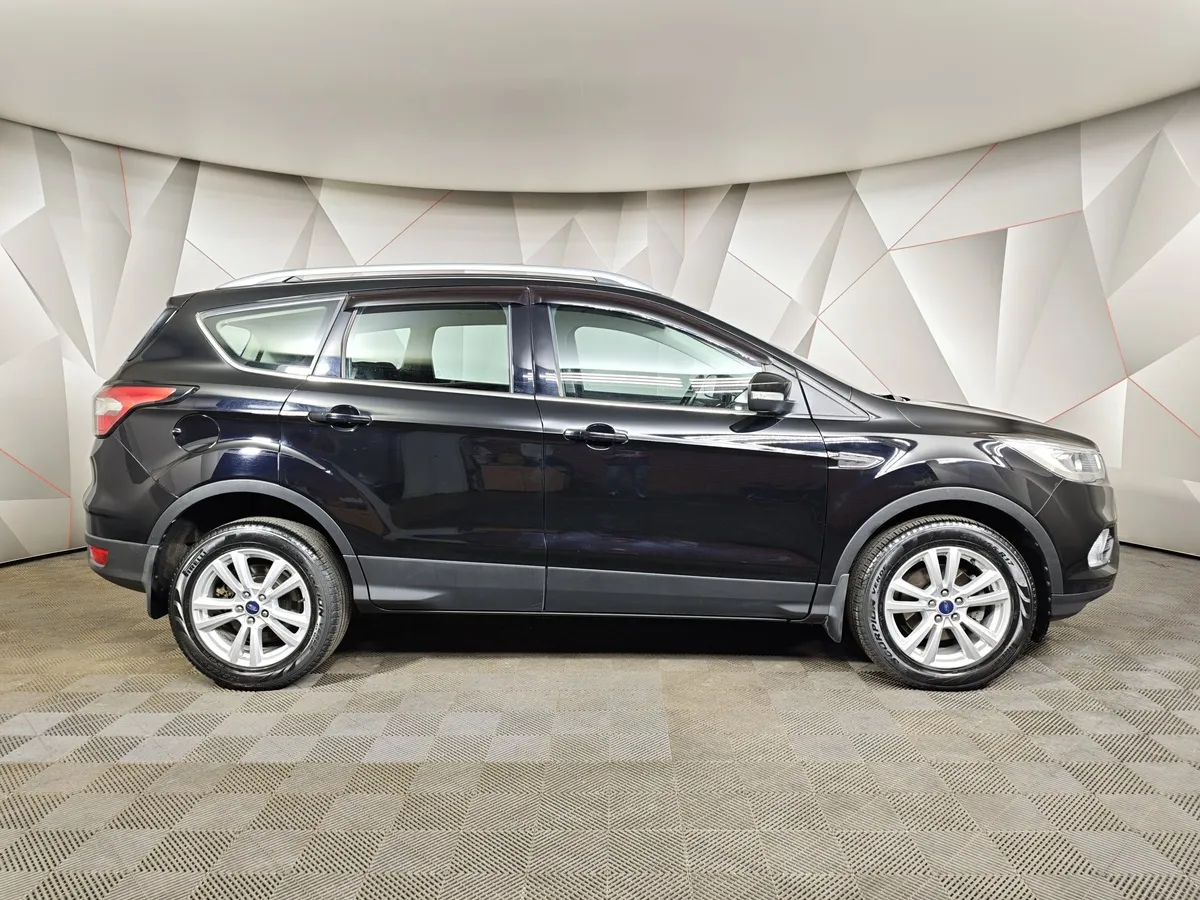 Ford Kuga 2.5 AT (150 л.с.) Trend Черный в АВИЛОН. Слайд №6