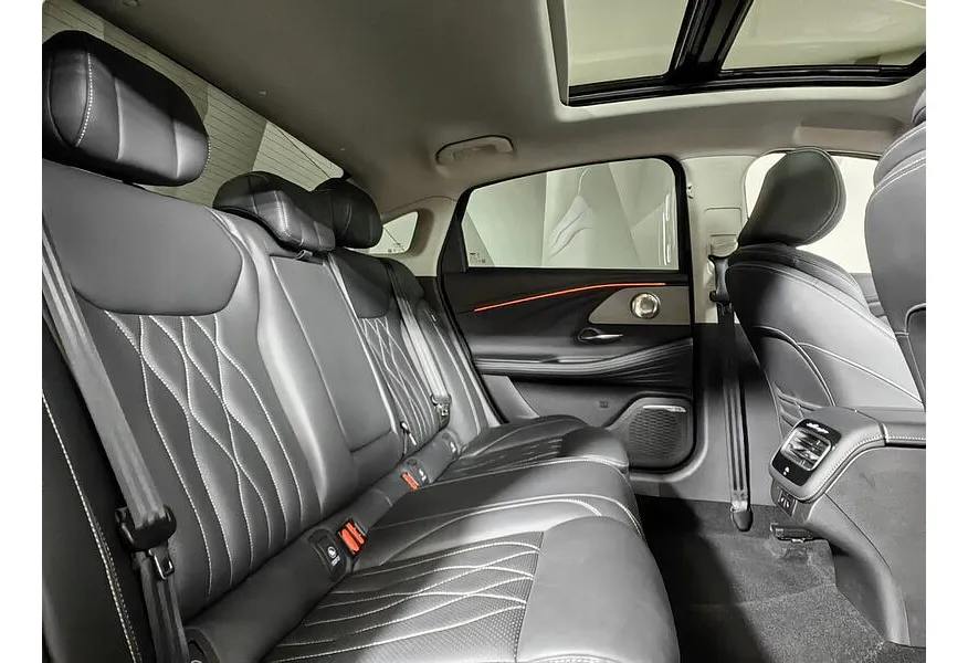 Chery Arrizo 8 1.6T DCT (197 л.с.) Ultimate Черный в АВИЛОН. Слайд №16