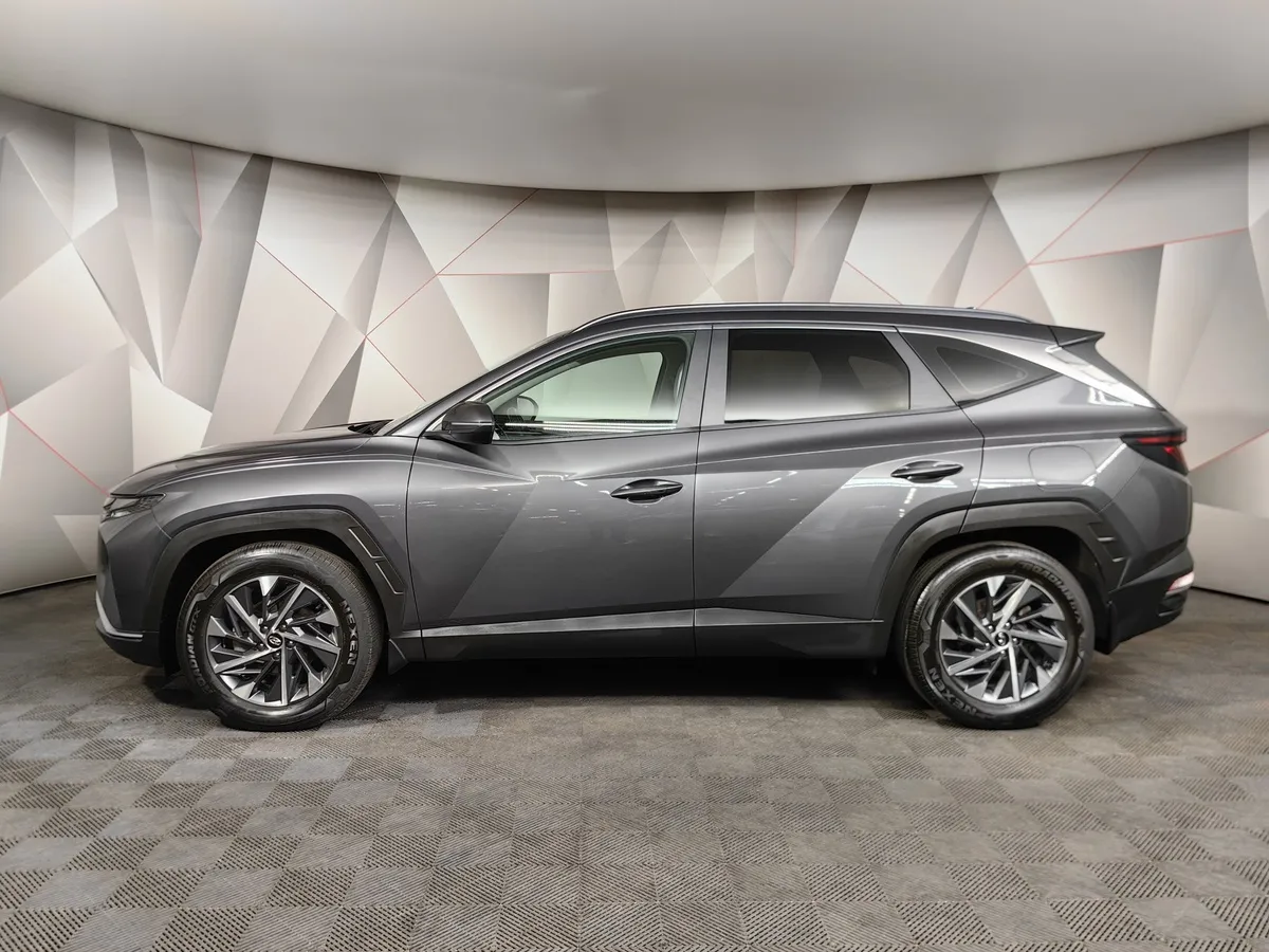 Hyundai Tucson D2.0 Smartstream 8AT 4WD (186 л.с.) Lifestyle Plus Серый в АВИЛОН. Слайд №5
