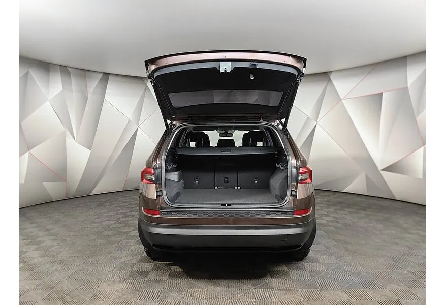 Skoda Kodiaq 1.4 TSI DSG (150 л.с.) Коричневый в АВИЛОН. Слайд №12