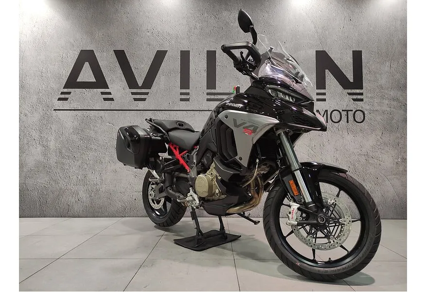 Ducati Multistrada V4 1158 см³ (170 л.с.) (170) 1158 Черный в АВИЛОН. Слайд №2