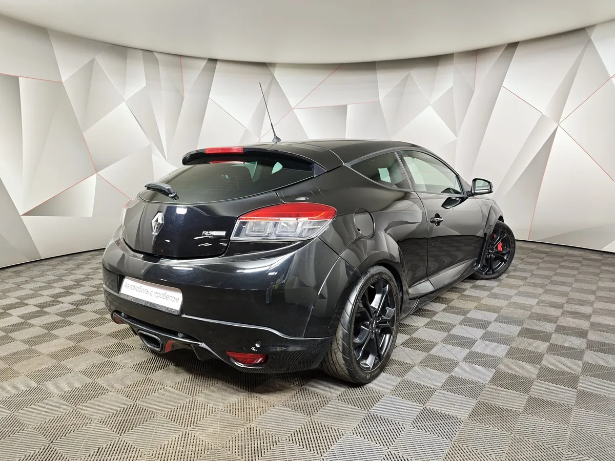 Renault Megane 2.0 TCe MT (250 л.с.) Sport Черный в АВИЛОН. Слайд №2
