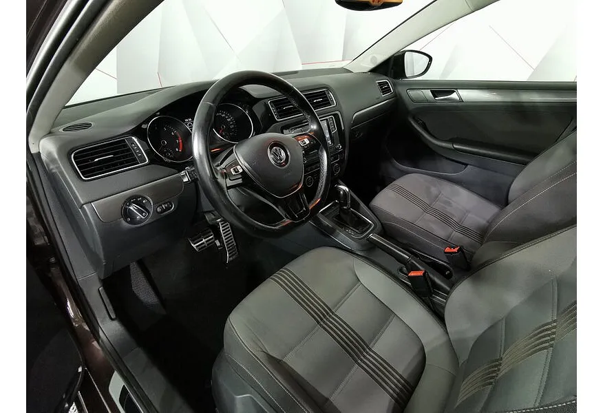 АВИЛОН - Volkswagen Jetta 1.6 MPI AT (110 л.с.) Trendline Коричневый - slide 13