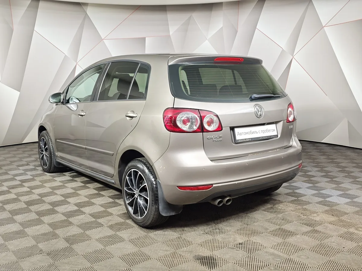 Volkswagen Golf 1.4 TSI DSG (122 л.с.) Trendline Коричневый в АВИЛОН. Слайд №4