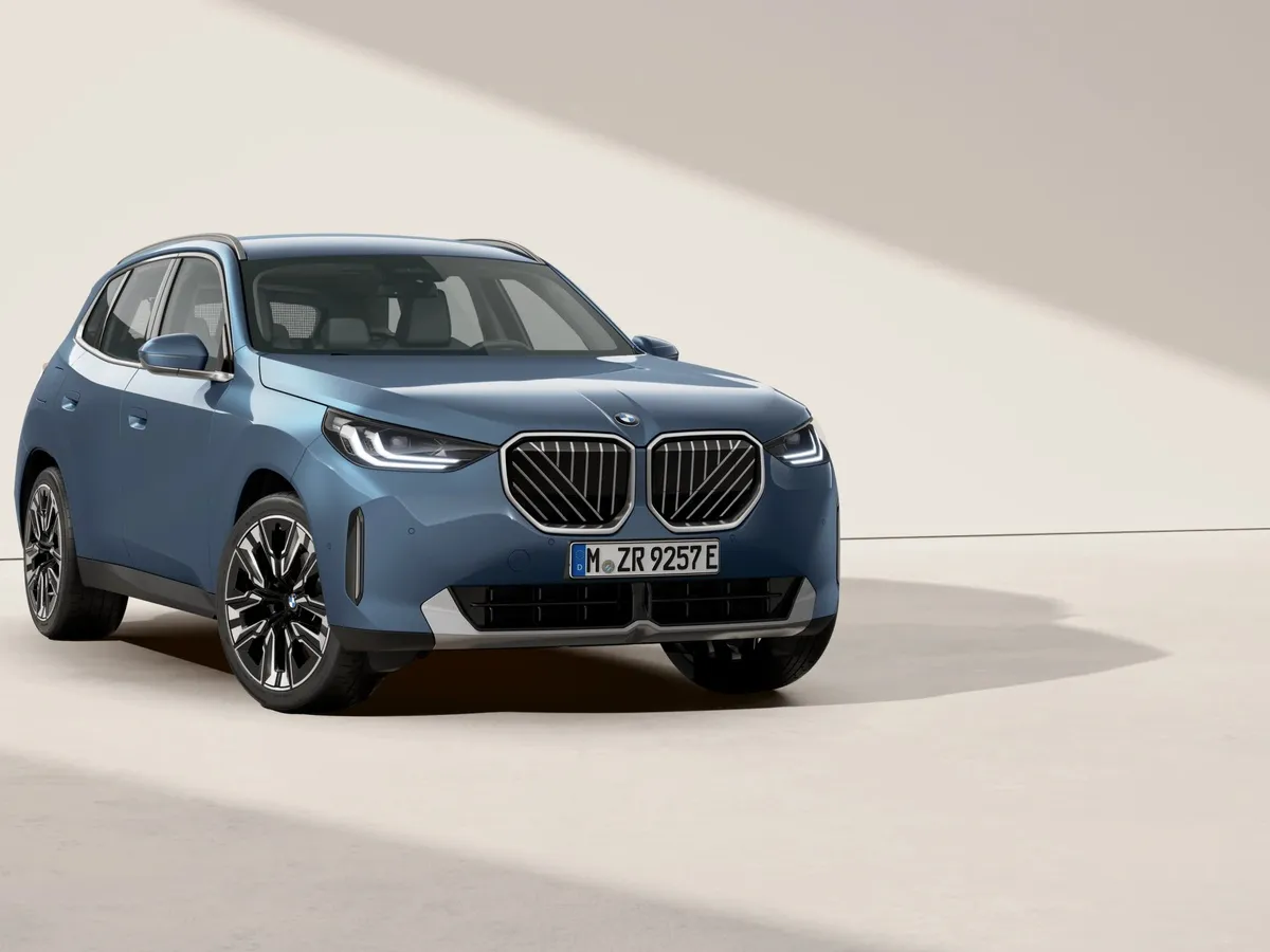 BMW X3 xDrive30L AT (258 л.с.) Синий в АВИЛОН. Слайд №2