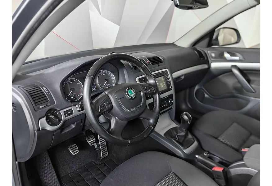 Skoda Octavia 1.8 TSI MT 4x4 (152 л.с.) Scout Серый в АВИЛОН. Слайд №19