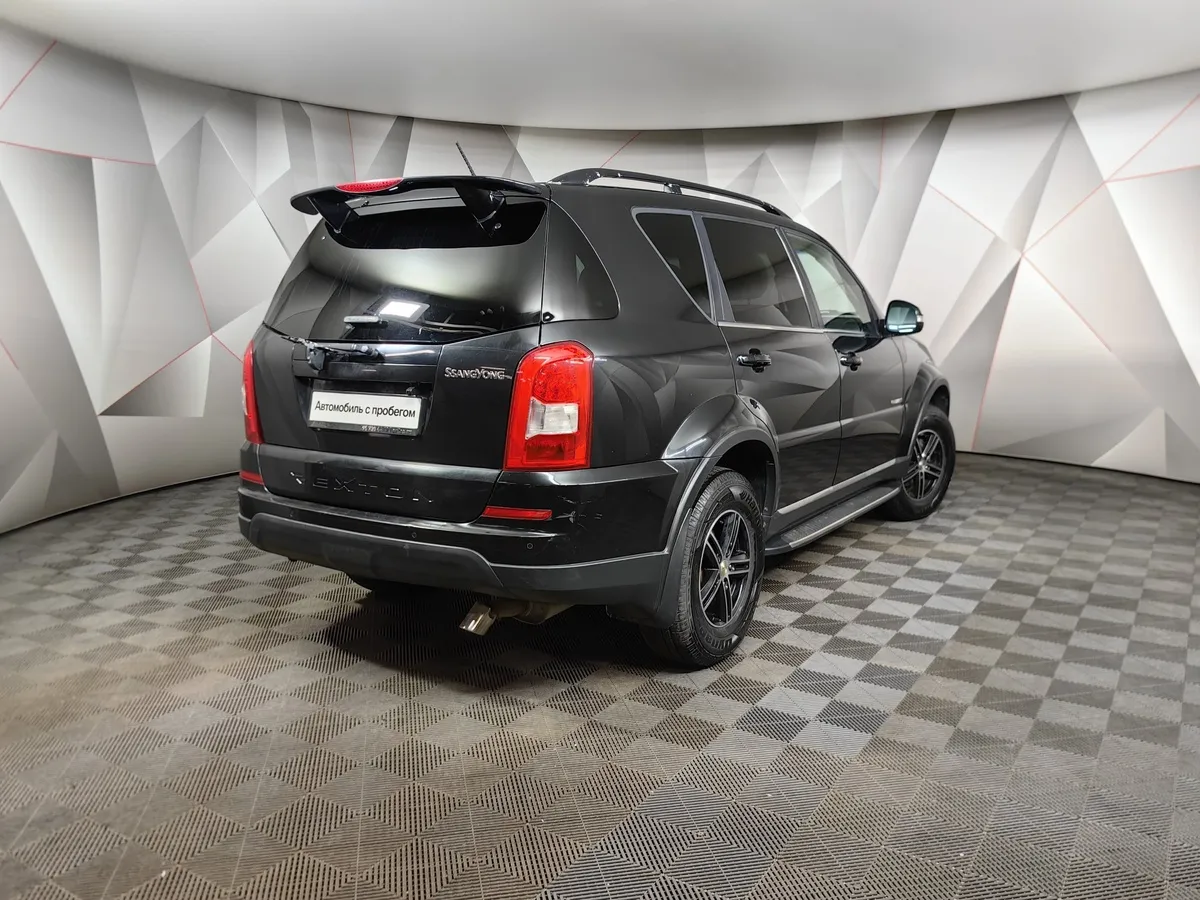SsangYong Rexton 2.7 Xdi T-Tronic 4WD (165 л.с.) Черный в АВИЛОН. Слайд №2