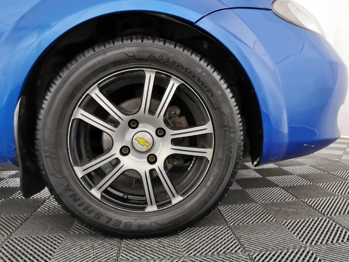 Chevrolet Lacetti 1.6 MT (109 л.с.) Синий в АВИЛОН. Слайд №9