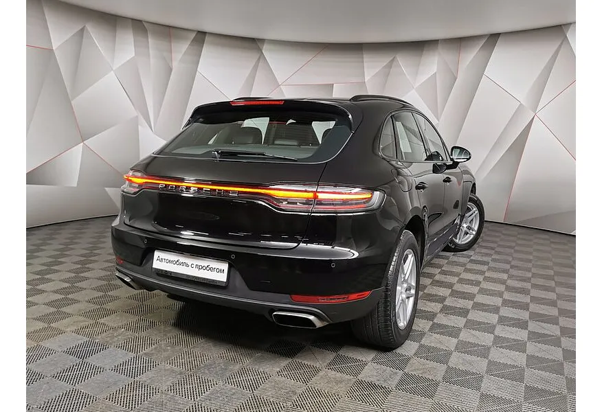 Porsche Macan 2.0 PDK AWD (252 л.с.) Черный в АВИЛОН. Слайд №2