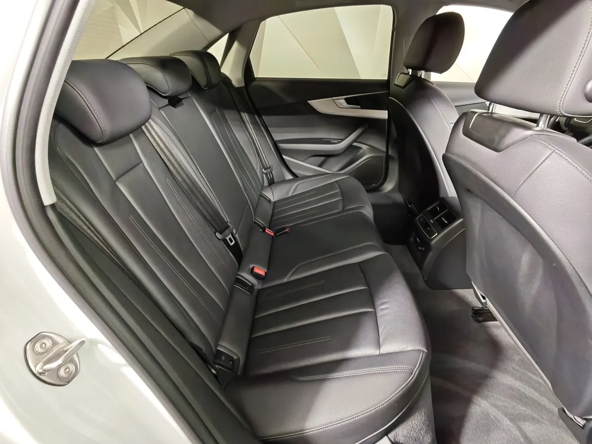 Audi A4 1.4 TFSI S tronic (150 л.с.) Sport Белый в АВИЛОН. Слайд №15