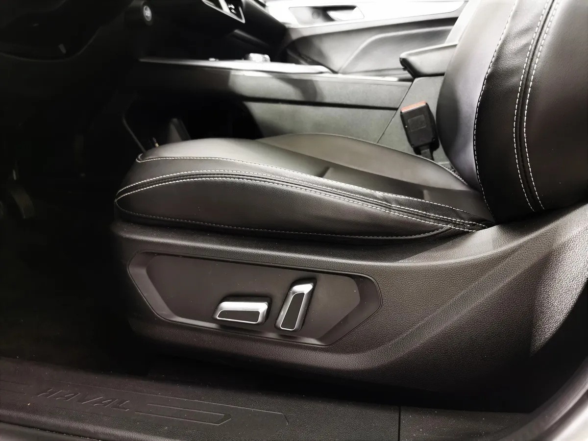 Haval Jolion 1.5 DCT 4WD (150 л.с.) Premium Белый в АВИЛОН. Слайд №19