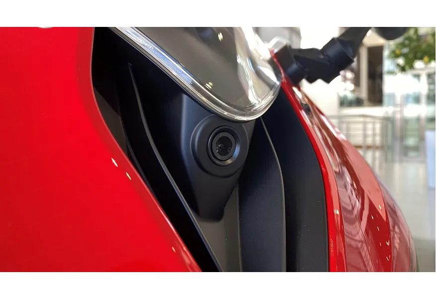 QJMOTOR SRK 921 RR 921 см³ (129 л.с.) (129) 921 Красный в АВИЛОН. Слайд №15