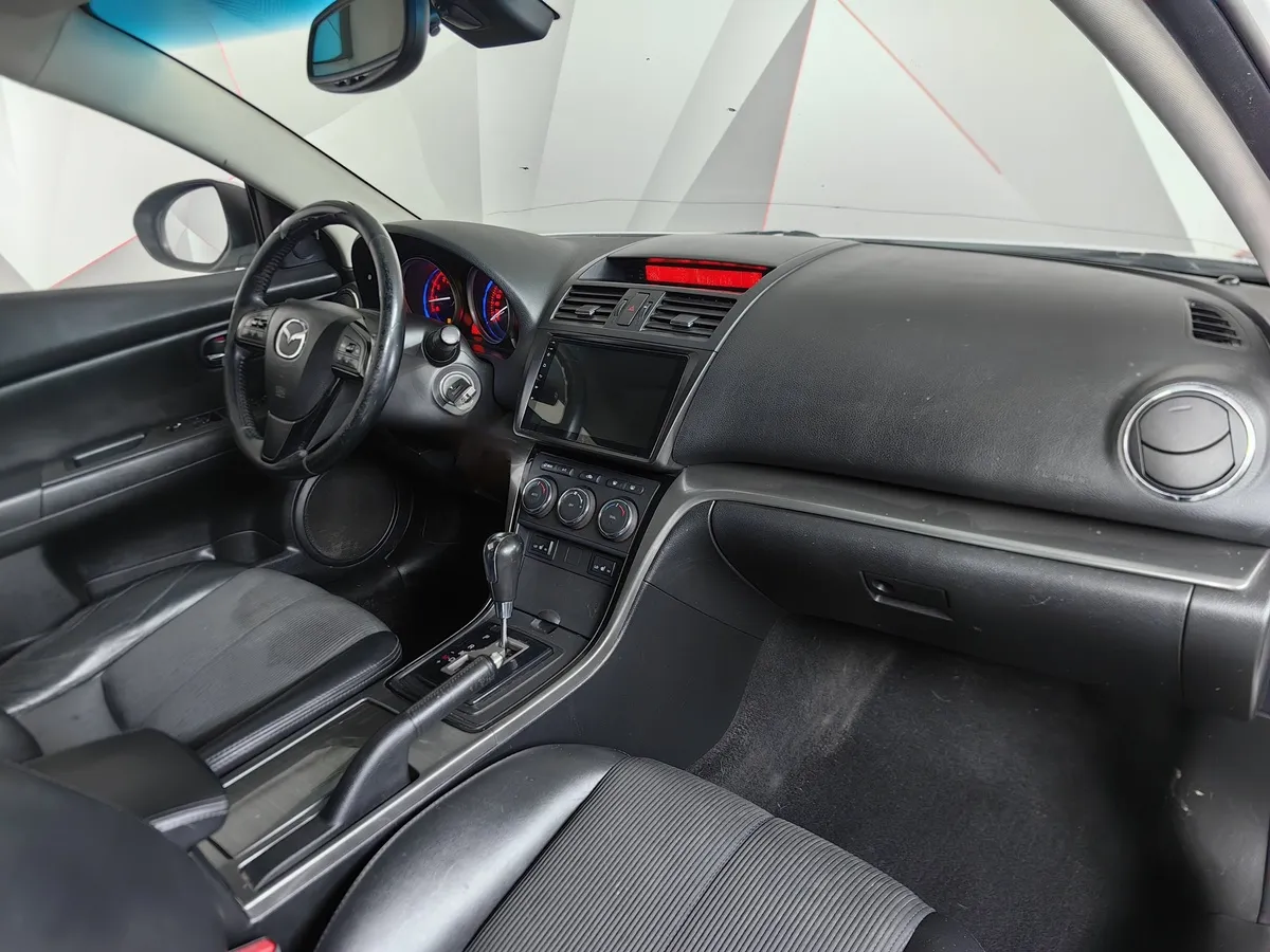 Mazda 6 2.0 SKYACTIV-G AT (150 л.с.) Белый в АВИЛОН. Слайд №10