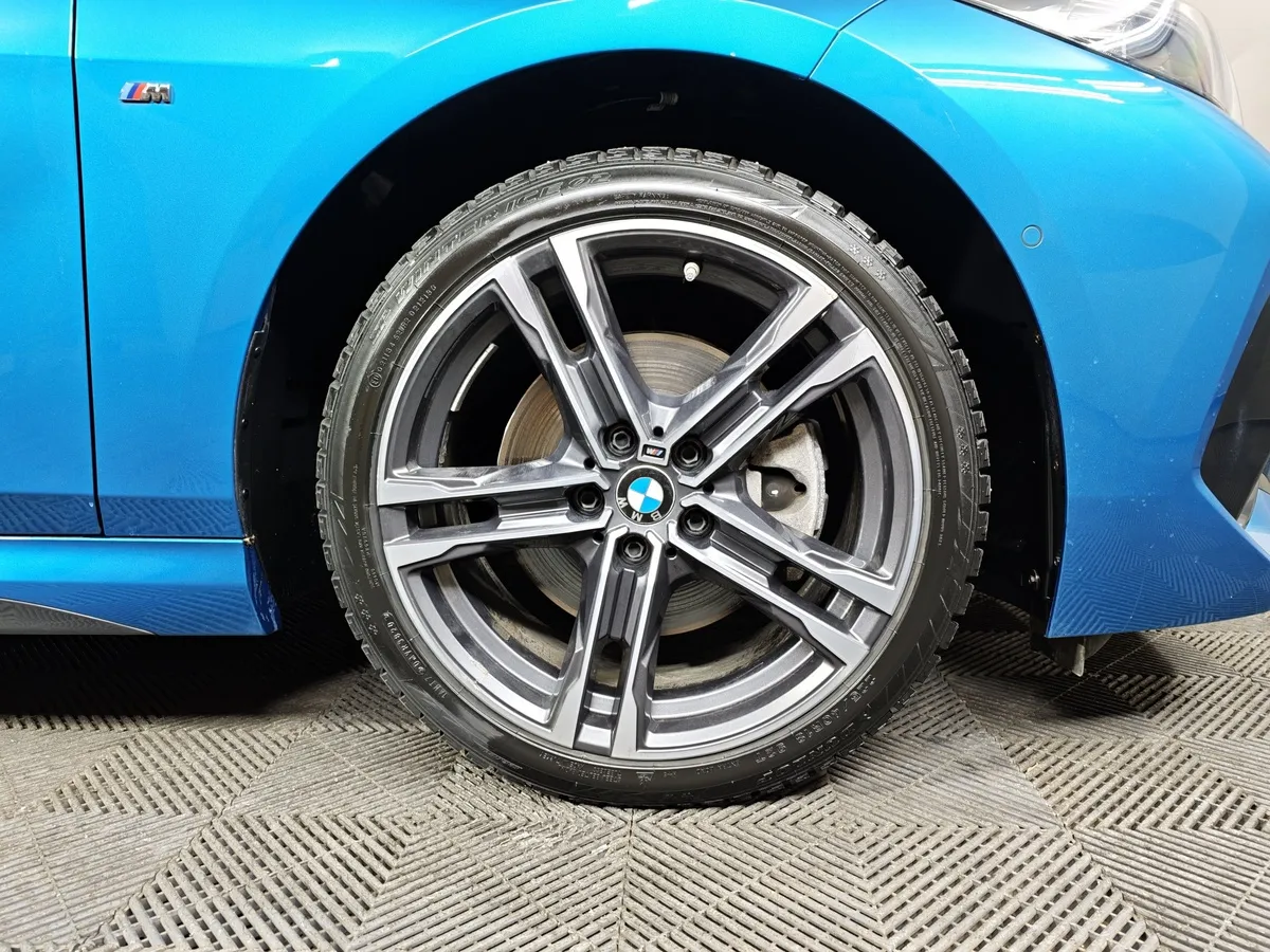BMW 2 серия Gran Coupe 218i (140 л.с.) M Sport Edition 21 Синий в АВИЛОН. Слайд №7