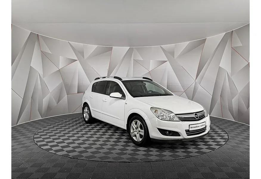 Opel Astra 1.4 ecoFLEX MT (90 л.с.) Белый в АВИЛОН. Слайд №3