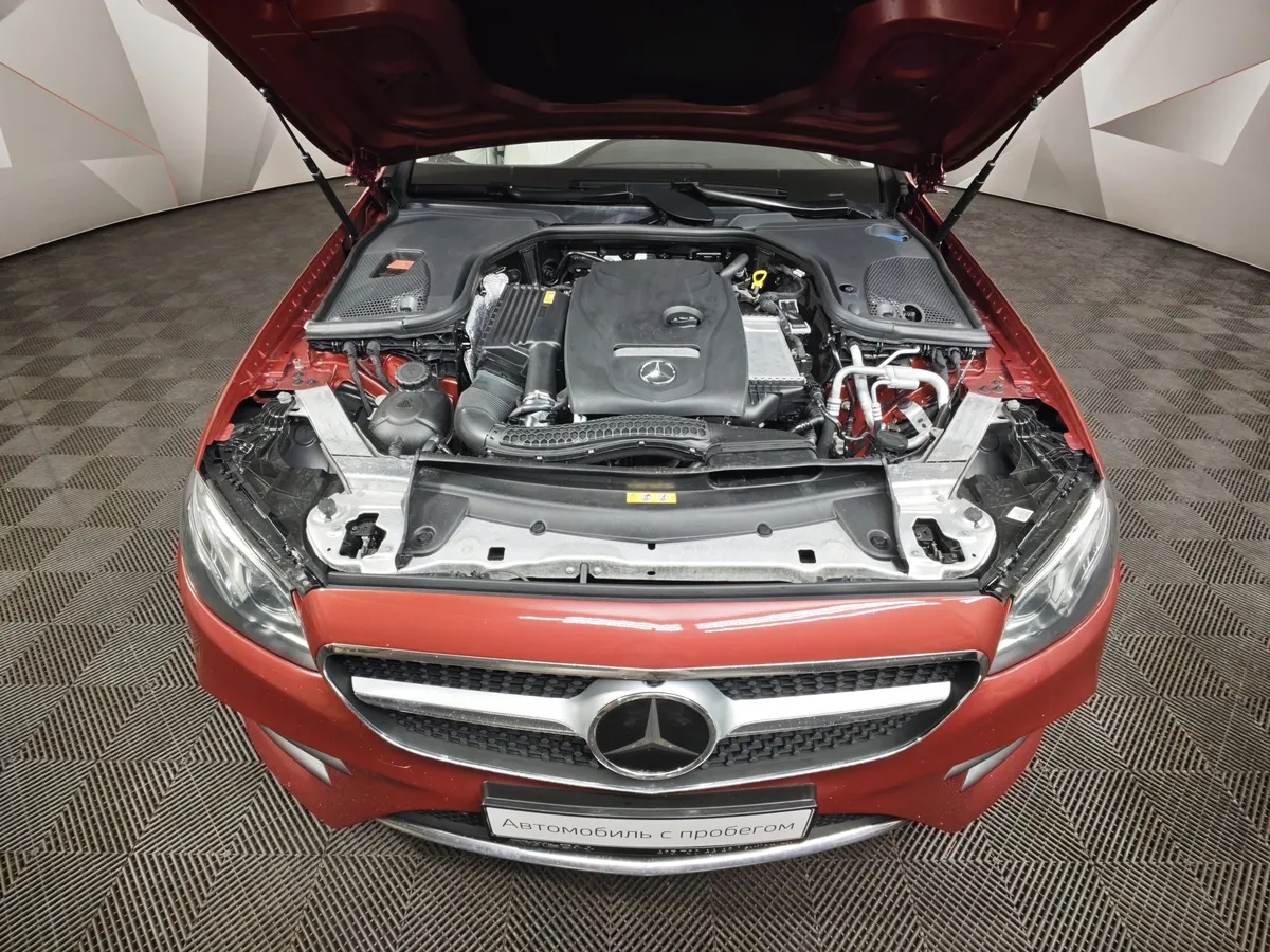 Mercedes-Benz E-Класс E 200 4MATIC G-TRONIC (184 л.с.) Sport Красный в АВИЛОН. Слайд №10