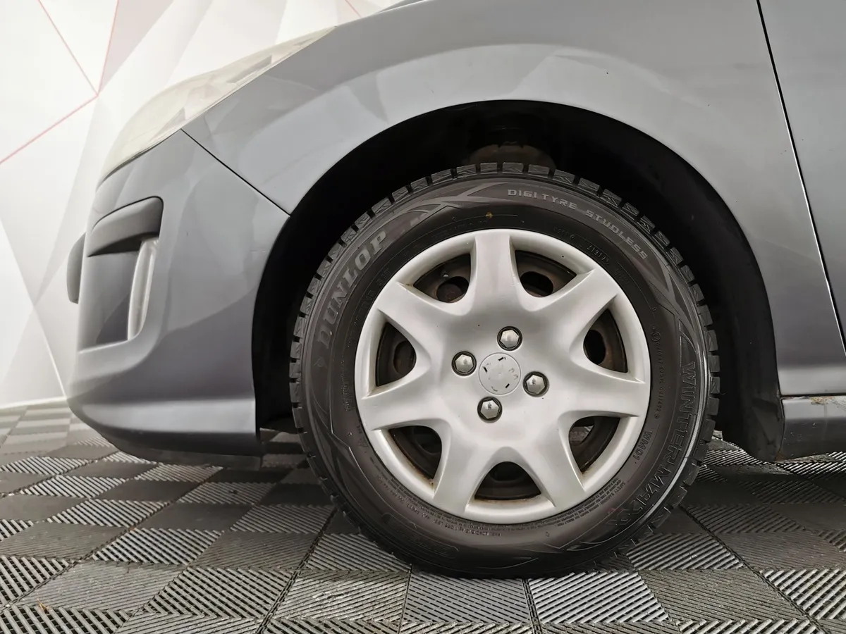Peugeot 308 1.6 AT (120 л.с.) Серый в АВИЛОН. Слайд №9