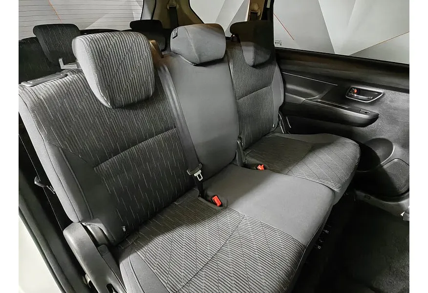 Suzuki Ertiga 1.5 AT (103 л.с.) ZXi+ Белый в АВИЛОН. Слайд №15