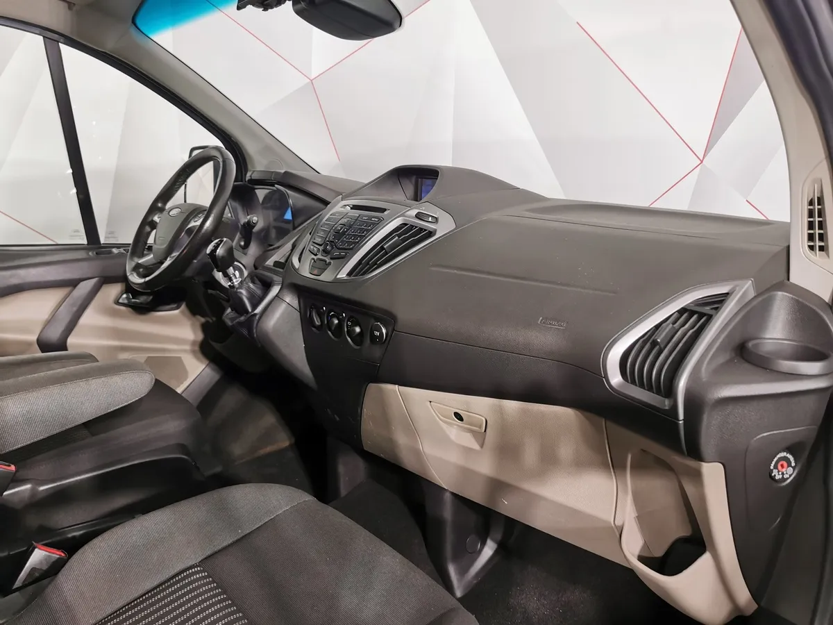 Ford Tourneo Custom 2.2 Duratorq TDCi MT 300 LWB (125 л.с.) Limited Серый в АВИЛОН. Слайд №12
