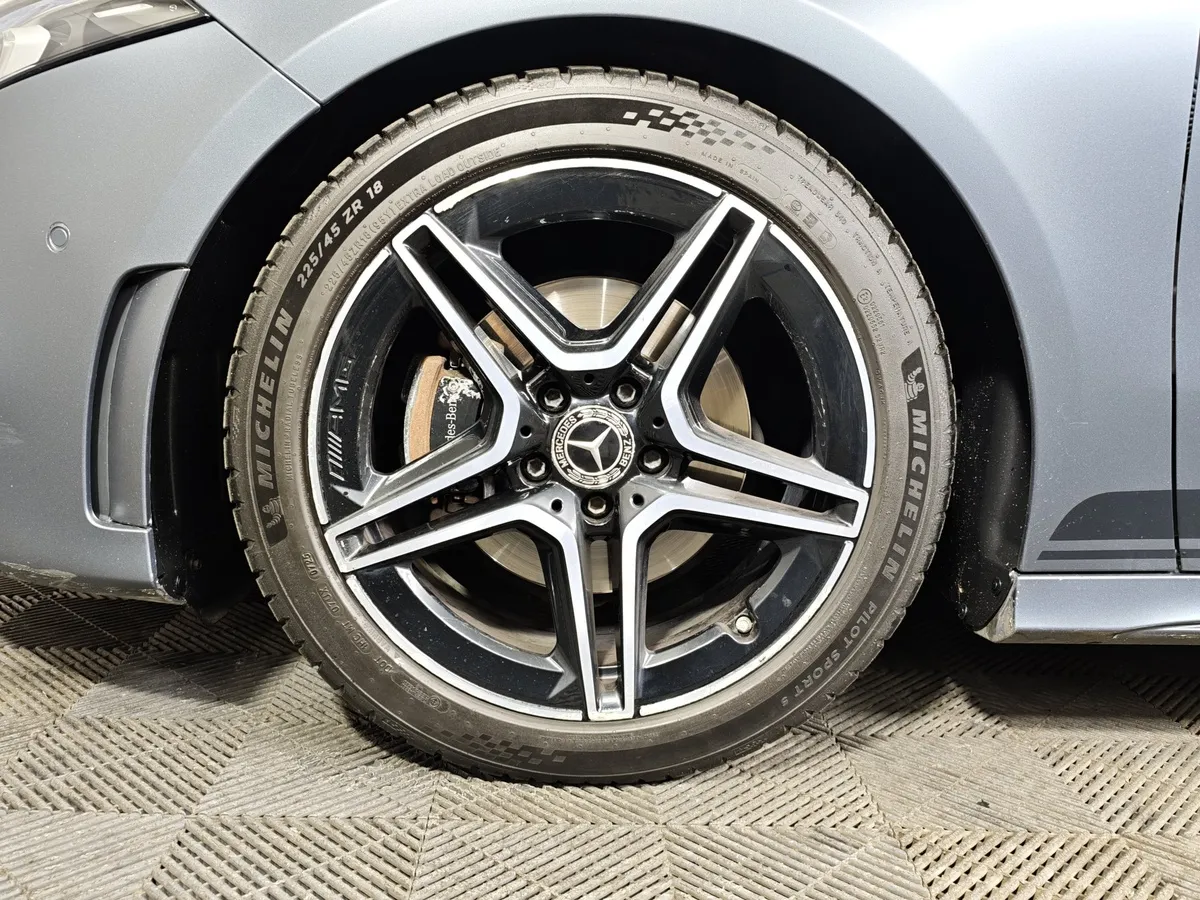 Mercedes-Benz A-Класс A 200 7G-DCT (150 л.с.) Sport Серый в АВИЛОН. Слайд №9