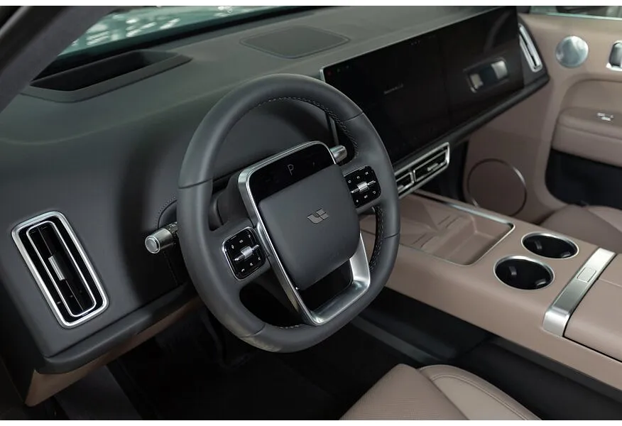 Li Auto L6 1.5 AT 4WD (150 л.с.) Pro Серый в АВИЛОН. Слайд №11