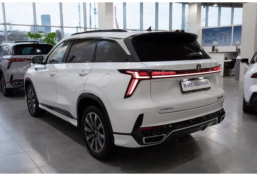 Changan CS75PLUS 2.0 AT (223 л.с.) Tech Белый в АВИЛОН. Слайд №6