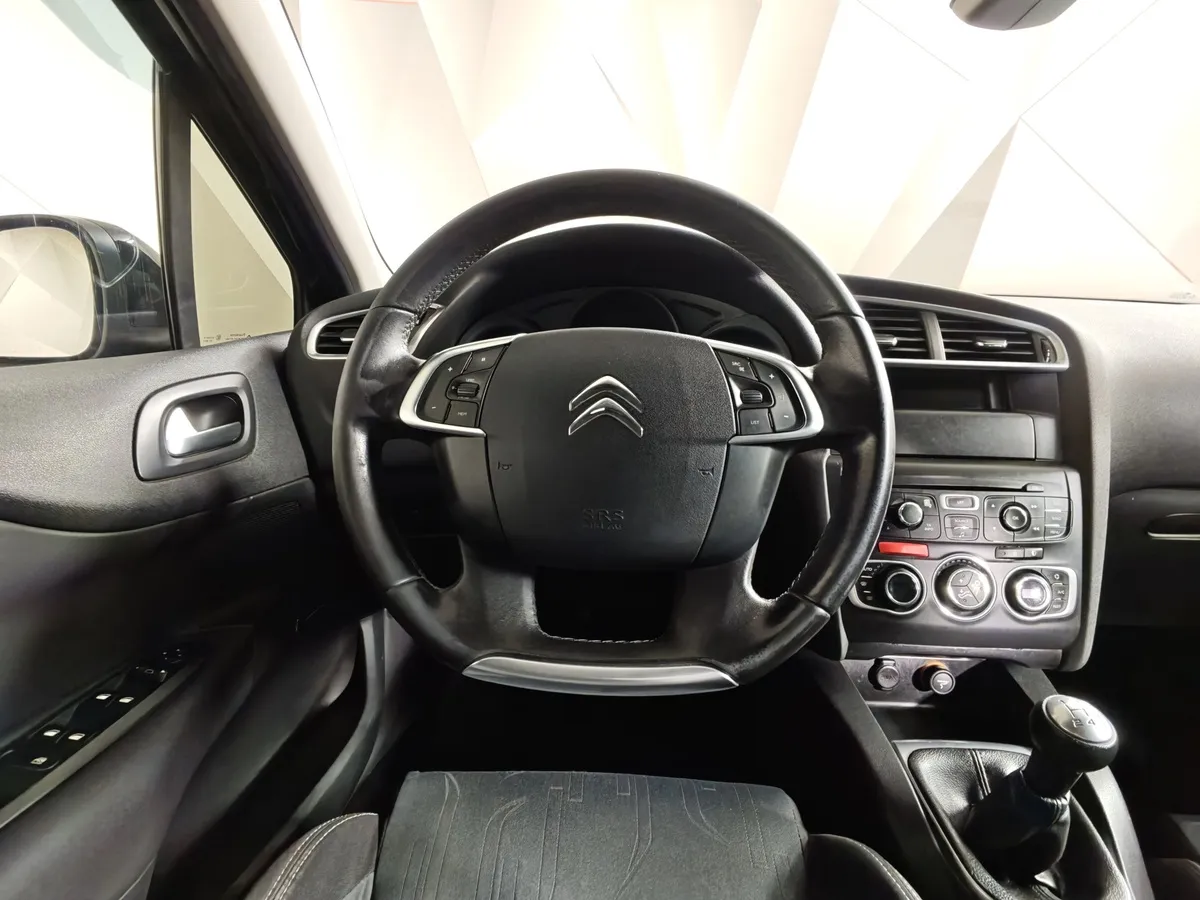 Citroen C4 1.6 VTi MT (120 л.с.) Черный в АВИЛОН. Слайд №20