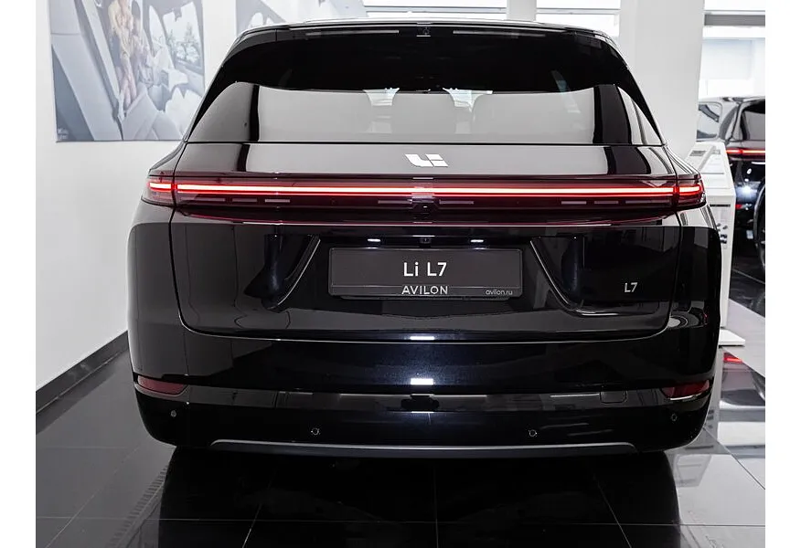 Li Auto L7 1.5 AT 4WD (449 л.с.) Ultra Черный в АВИЛОН. Слайд №5