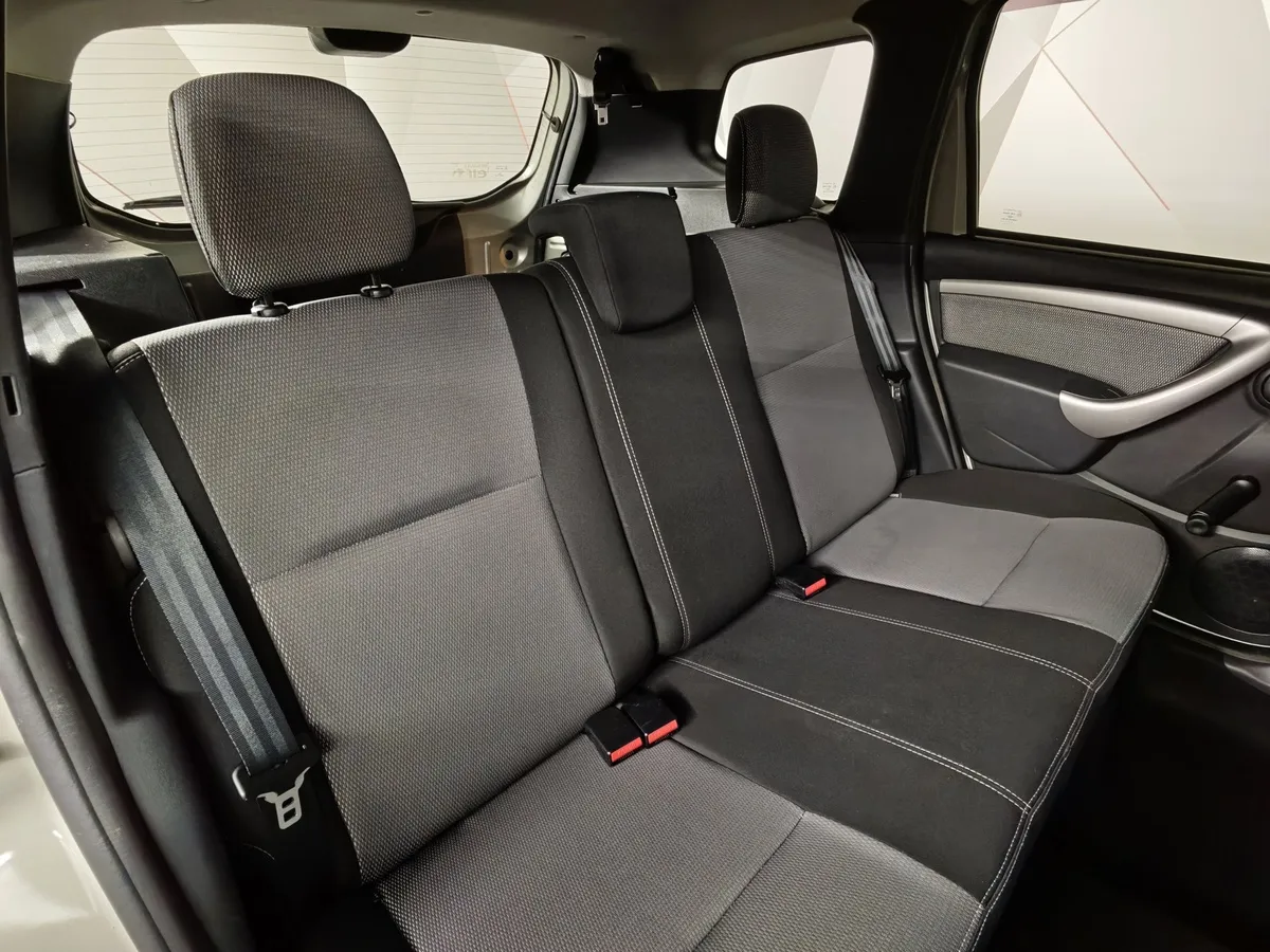 Renault Duster 2.0 MT 4x4 (143 л.с.) Коричневый в АВИЛОН. Слайд №14