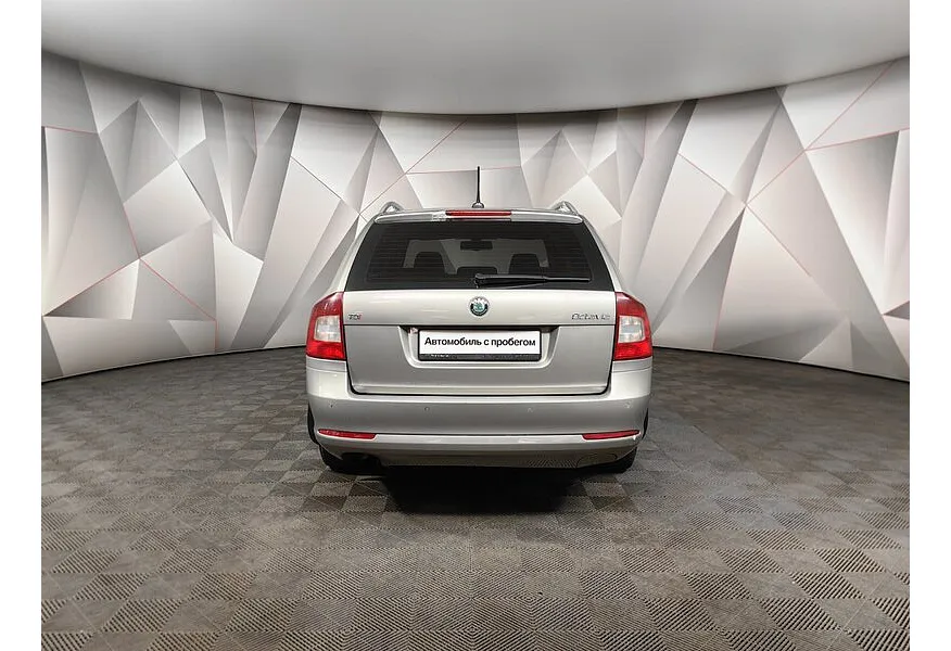 Skoda Octavia 2.0 TDI DSG (140 л.с.) Серый в АВИЛОН. Слайд №7