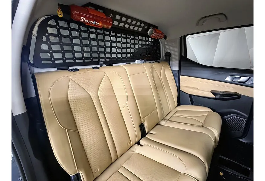 Changan HUNTER PLUS 2.0 AT 4WD (226 л.с.) Luxe Серый в АВИЛОН. Слайд №17