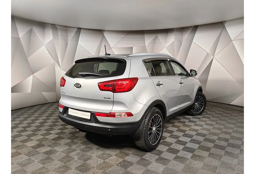 Kia Sportage 2.0 TD AT 4WD (136 л.с.) Бежевый в АВИЛОН. Слайд №2