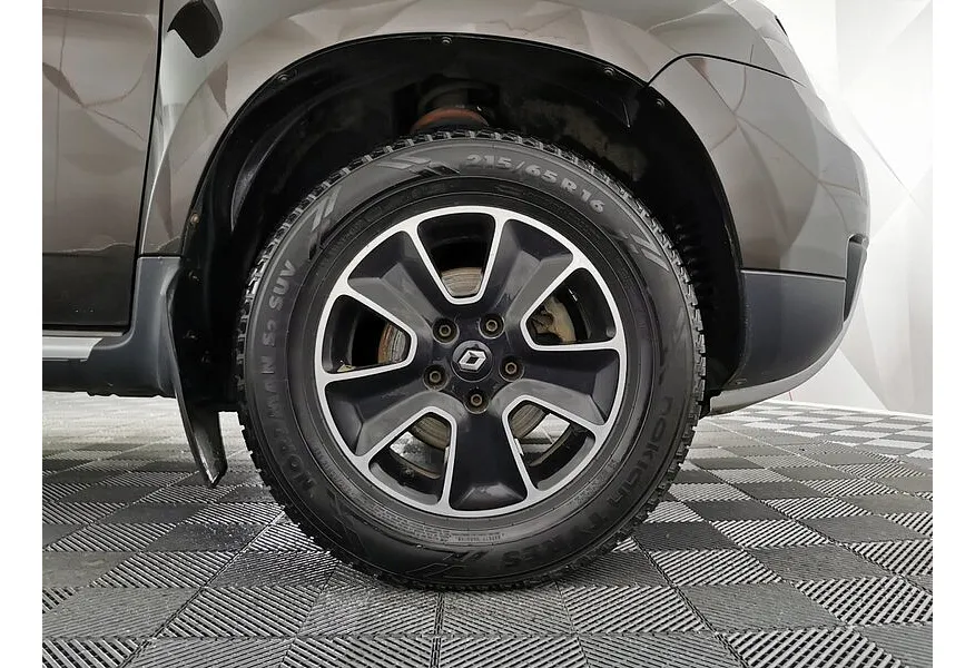 Renault Duster 2.0 AT 4x4 (143 л.с.) Luxe Privilege Коричневый в АВИЛОН. Слайд №9