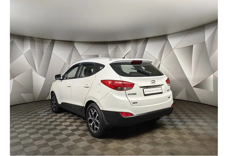 Hyundai ix35 2.0 CRDi AT 4WD (184 л.с.) Comfort + Navi Белый в АВИЛОН. Слайд №7