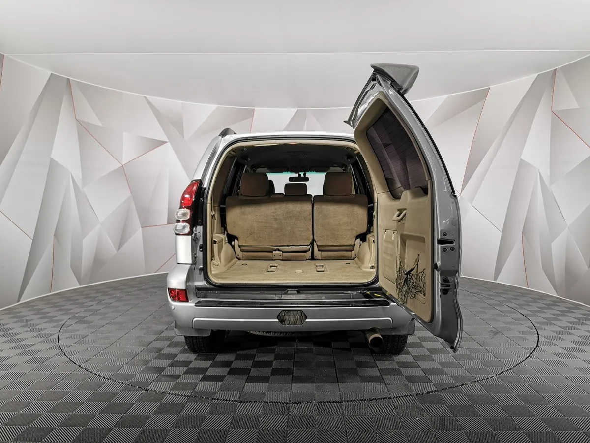 Toyota Land Cruiser Prado 2.7 AT (163 л.с.) Белый в АВИЛОН. Слайд №11