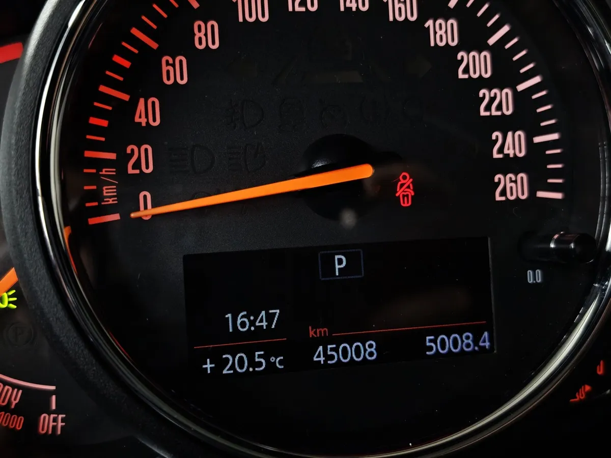 MINI 3 двери 1.5 AT (136 л.с.) Красный в АВИЛОН. Слайд №13