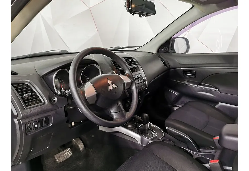 Mitsubishi ASX 1.8 CVT 2WD (140 л.с.) Серебристый в АВИЛОН. Слайд №19