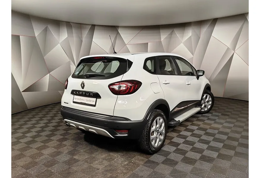 Renault Kaptur 1.6 X-tronic (114 л.с.) Life Белый в АВИЛОН. Слайд №2
