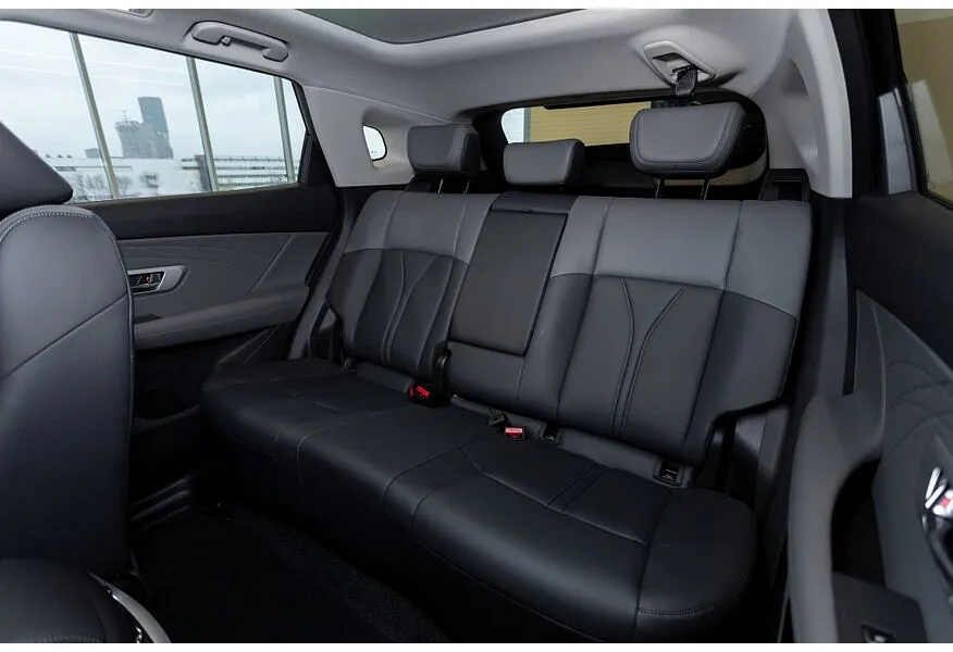 Dongfeng Huge 1.5 AMT FWD (197 л.с.) Executive Черный в АВИЛОН. Слайд №7