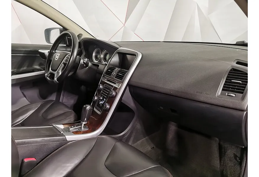 Volvo XC60 2.4 D5 AT AWD (205 л.с.) Синий в АВИЛОН. Слайд №13