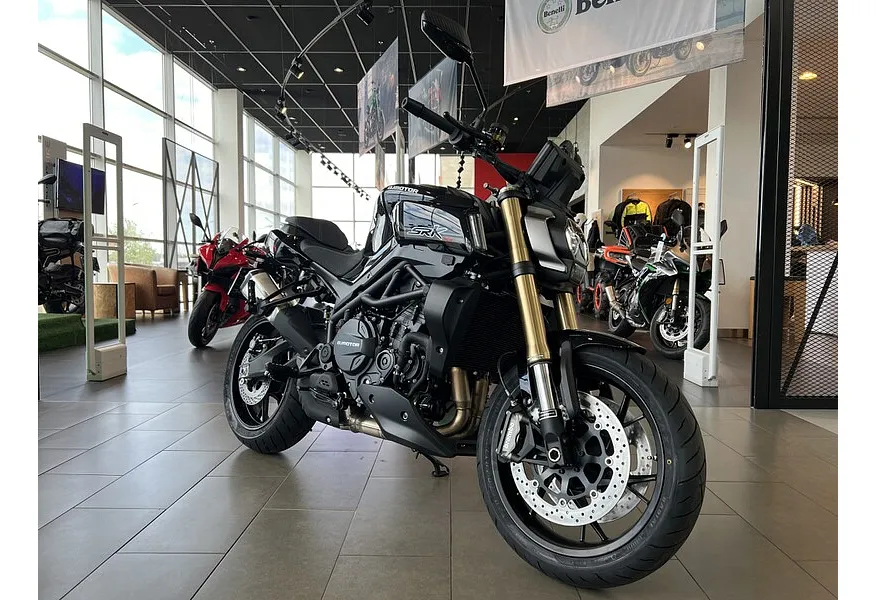 LIVE. Слайд №2