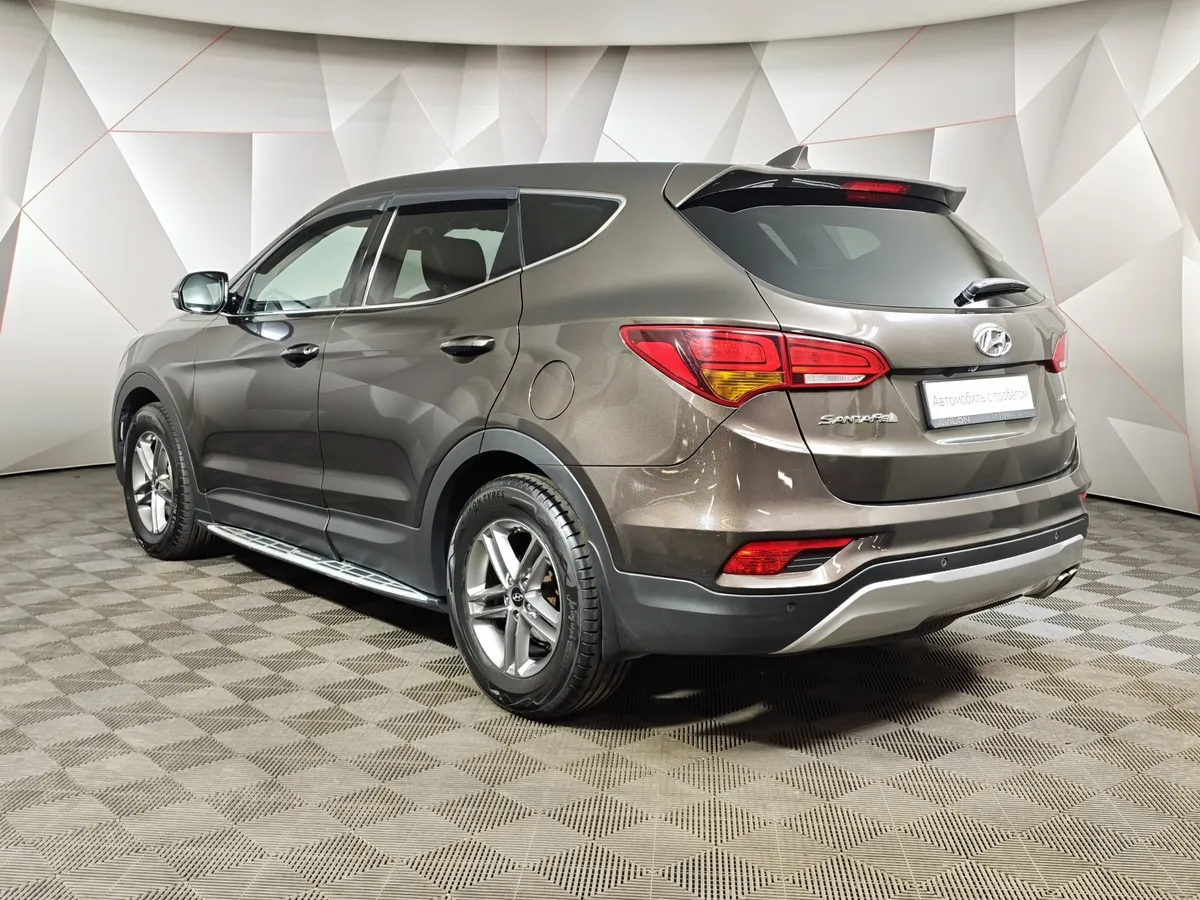 Hyundai Santa Fe 2.4 AT 4WD (175 л.с.) Comfort Коричневый в АВИЛОН. Слайд №4