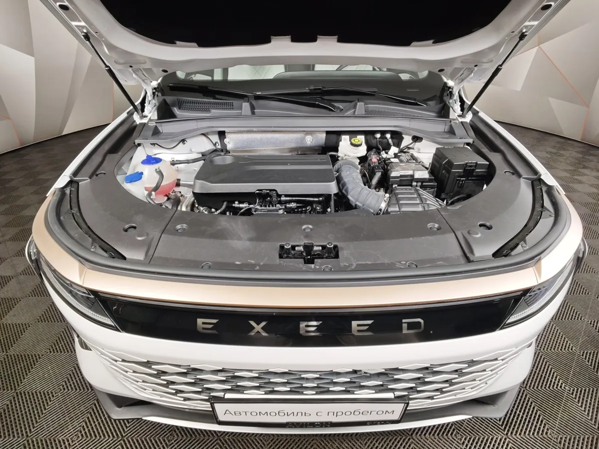 EXEED RX 2.0T DCT 4WD (249 л.с.) Platinum Белый в АВИЛОН. Слайд №11