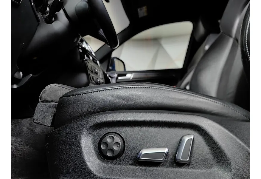 Audi Q5 2.0 TFSI Tiptronic quattro (225 л.с.) Синий в АВИЛОН. Слайд №19