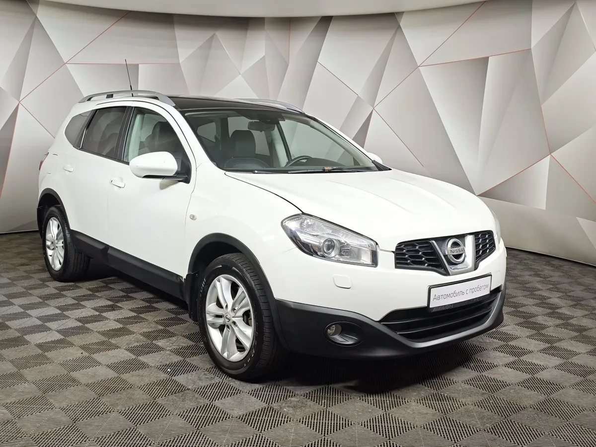 Nissan Qashqai + 2 2.0 CVT AWD (141 л.с.) Белый в АВИЛОН. Слайд №3