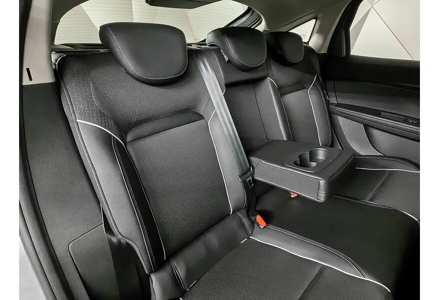 Renault Arkana 1.6 CVT 2WD (114 л.с.) Серый в АВИЛОН. Слайд №17