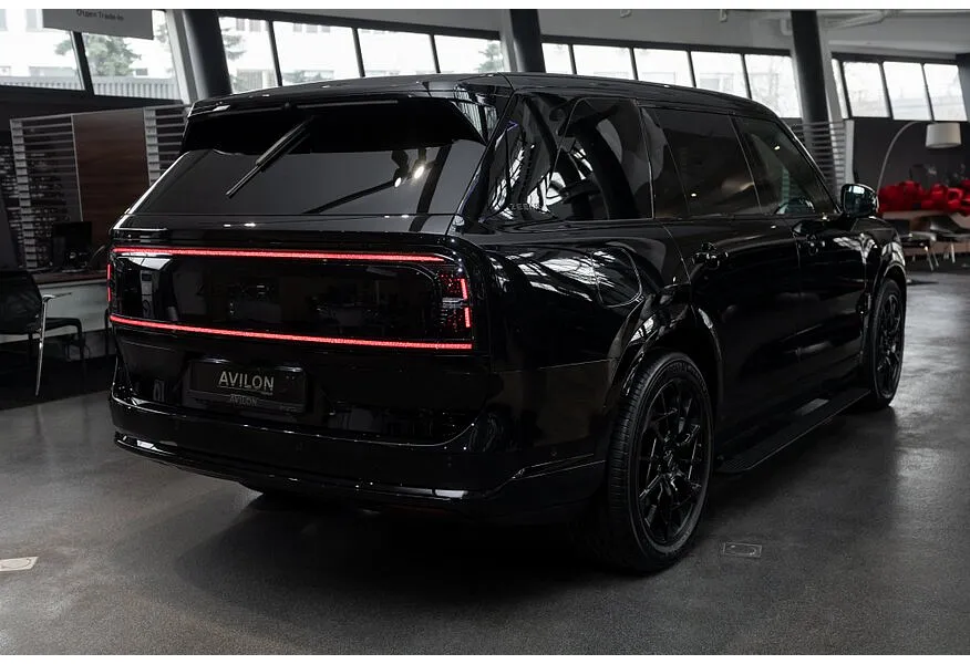 Zeekr 9X 2.0h AT 4WD (1177 л.с.) Black Черный в АВИЛОН. Слайд №8