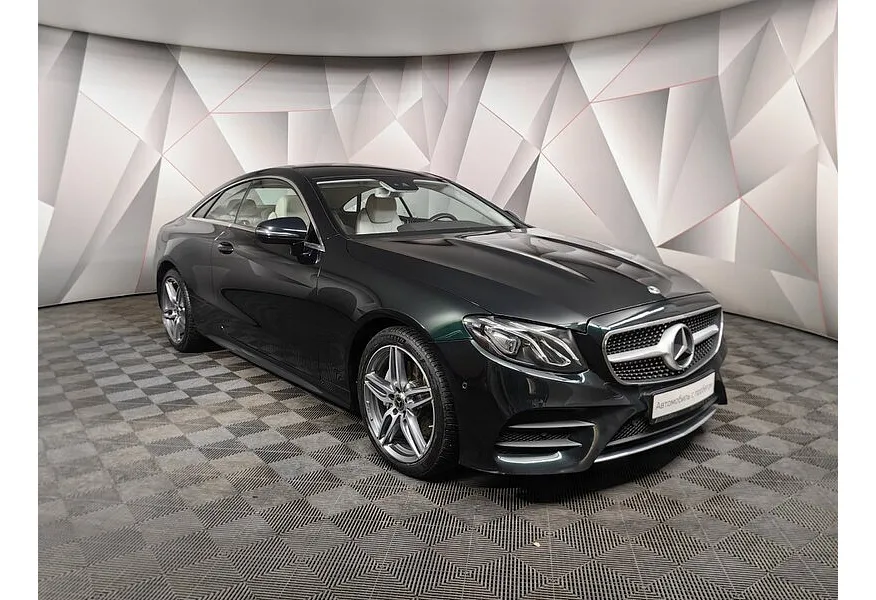 Mercedes-Benz E-Класс E 200 4MATIC G-TRONIC (184 л.с.) Sport Зеленый в АВИЛОН. Слайд №3