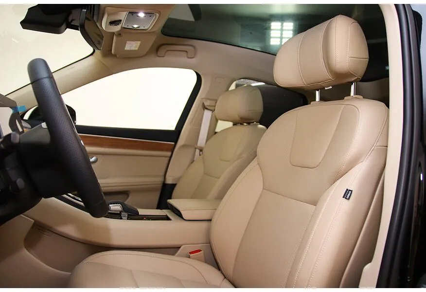 АВИЛОН - Seres M5 1.5 AT 4WD (496 л.с.) Premium Черный - slide 6