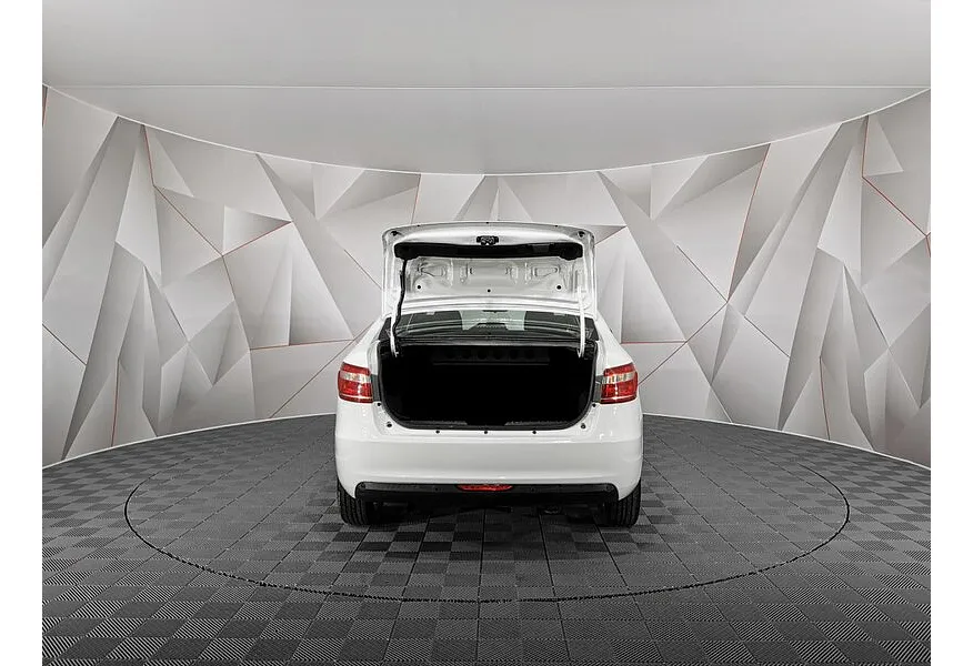 ВАЗ (Lada) Vesta 1.8 AMT (122 л.с.) Белый в АВИЛОН. Слайд №12